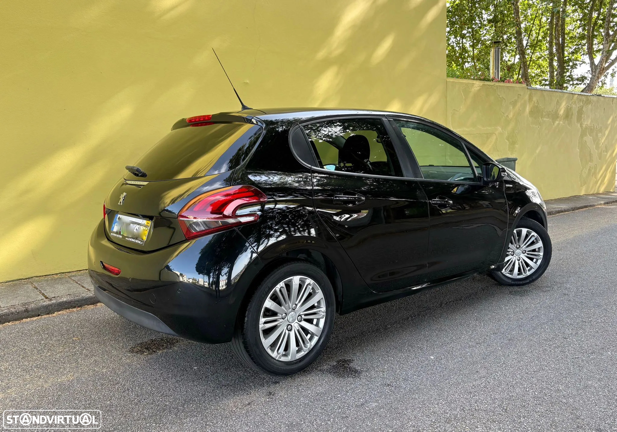 Peugeot 208 1.2 PureTech Style - 3