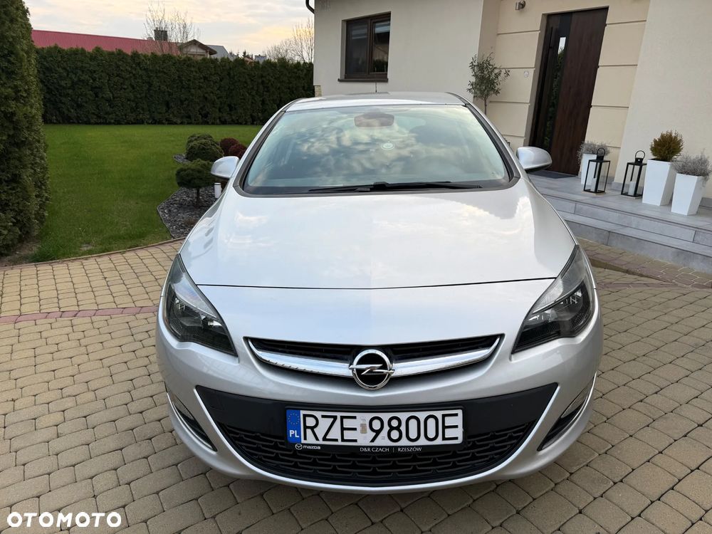 Opel Astra 1.4 T Enjoy - 2
