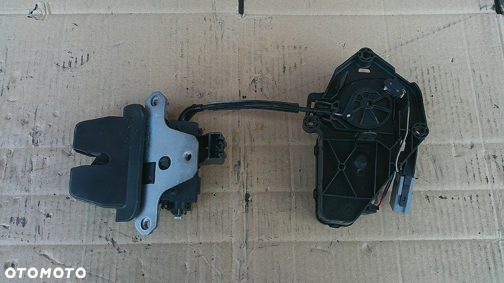 JAGUAR XF250 LIFT ZAMEK KLAPY TYLNEJ - 2