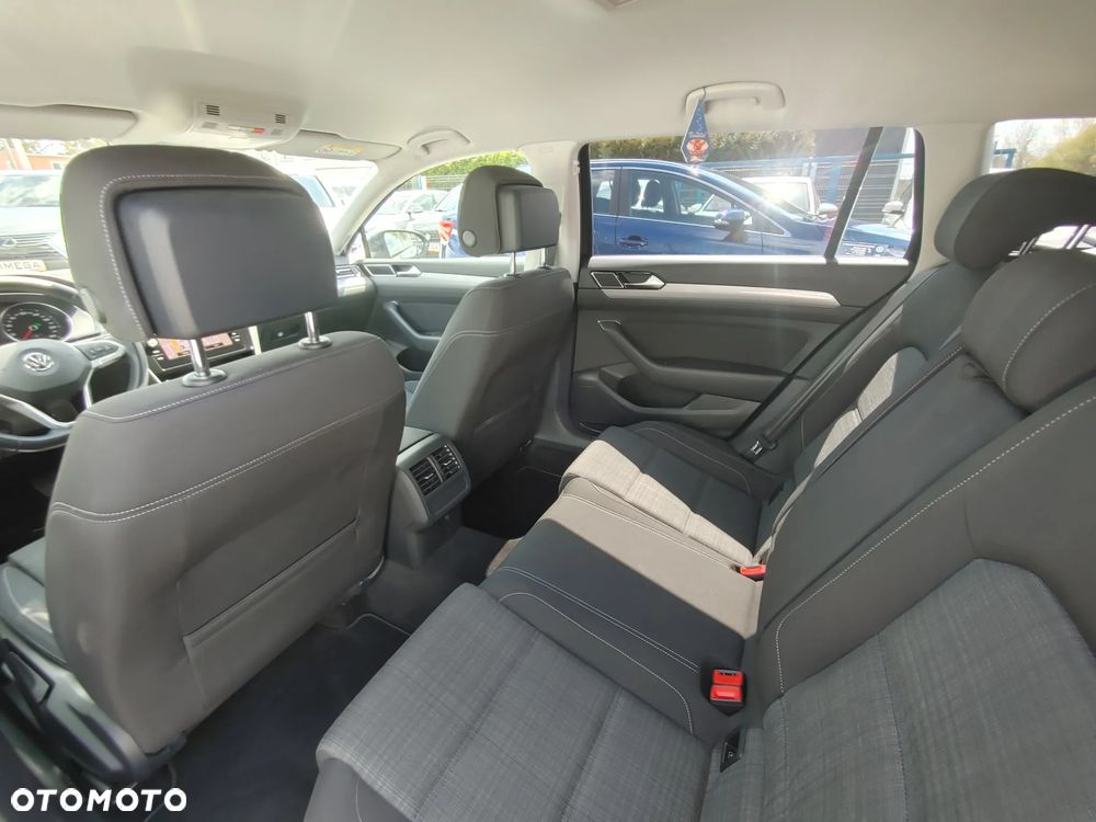 Volkswagen Passat Variant 2.0 TDI Business DSG - 7