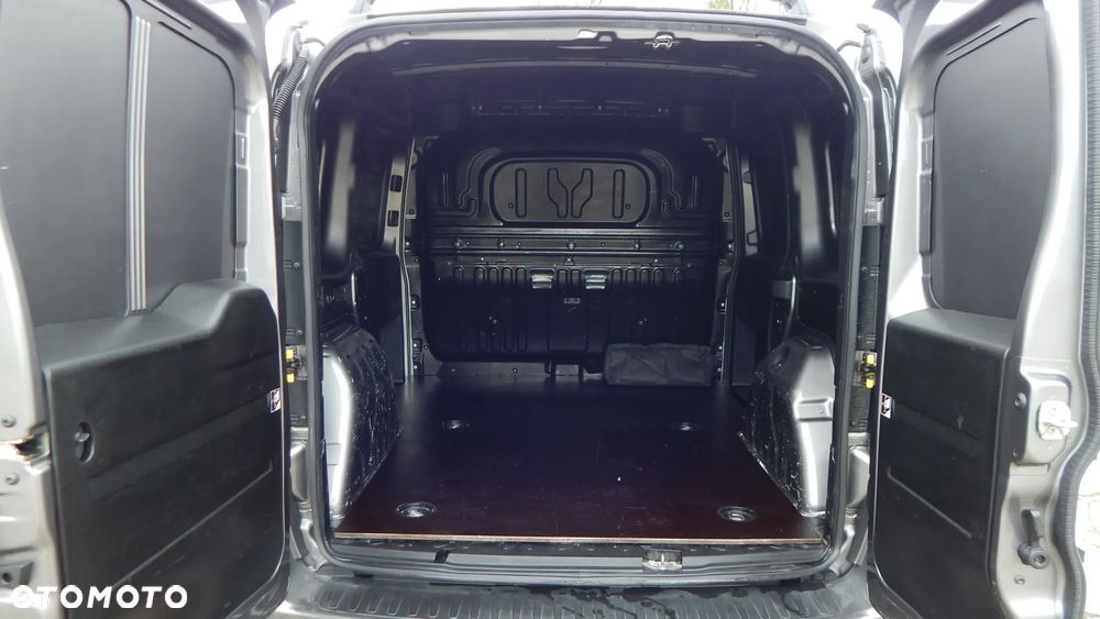 Fiat DOBLO - 8