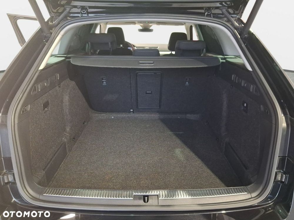 Skoda Superb 2.0 TDI SCR Ambition DSG - 17