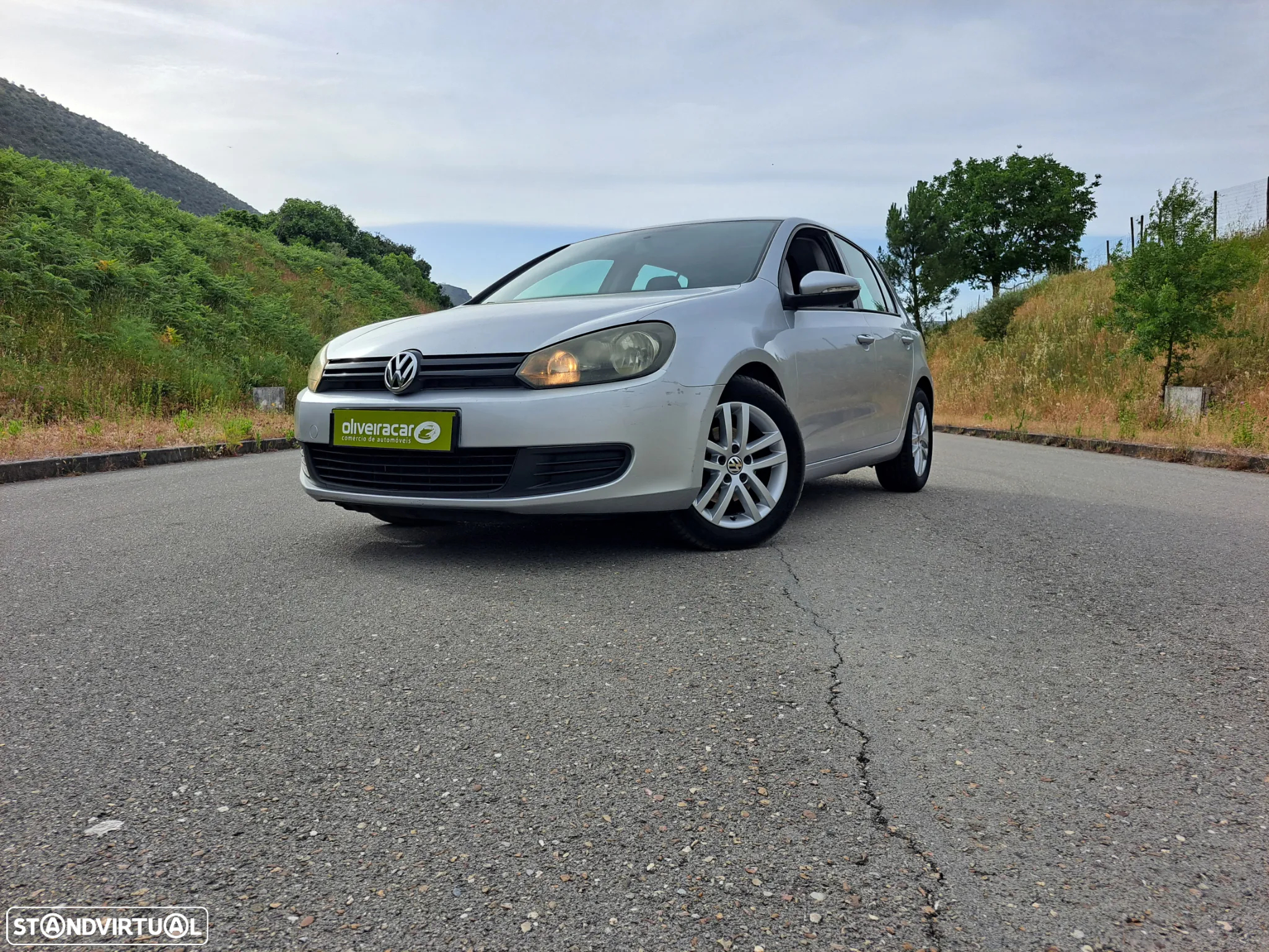 VW Golf 2.0 TDi Confortline - 8