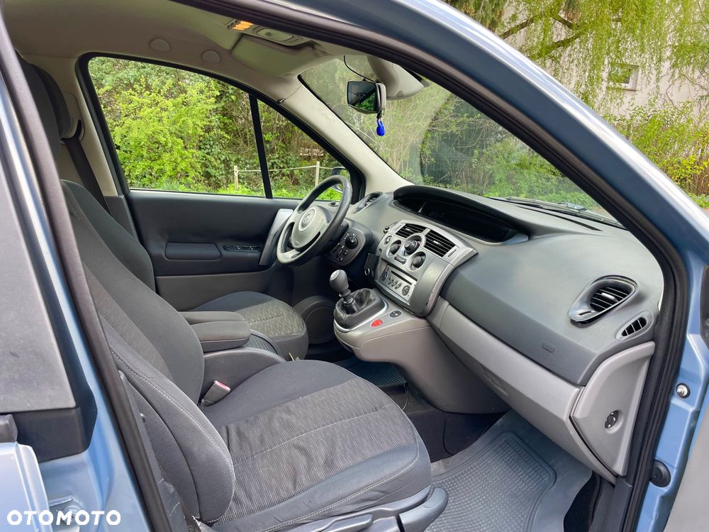Renault Scenic 1.6 16V Authentique - 7