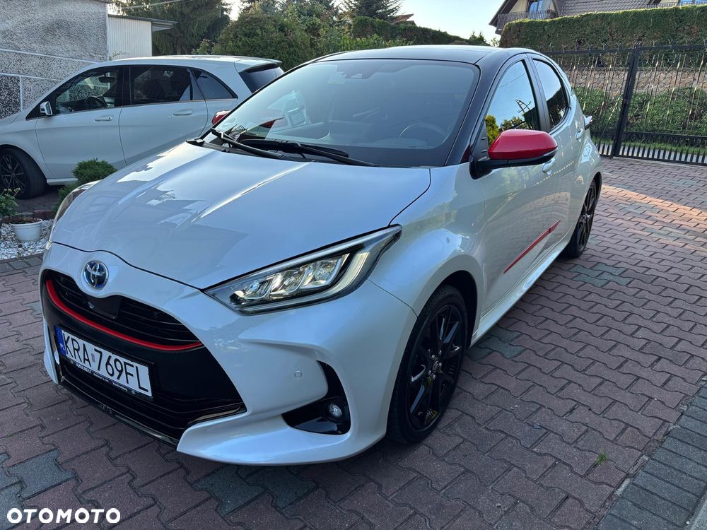 Toyota Yaris 116 1.5 VVT-i Black&White - 27