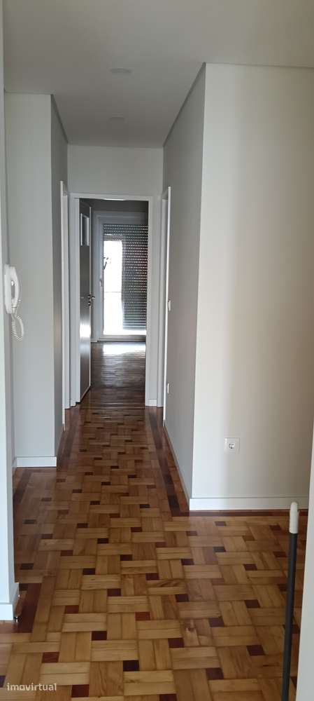 Apartamento T2 - Grande imagem: 2/14