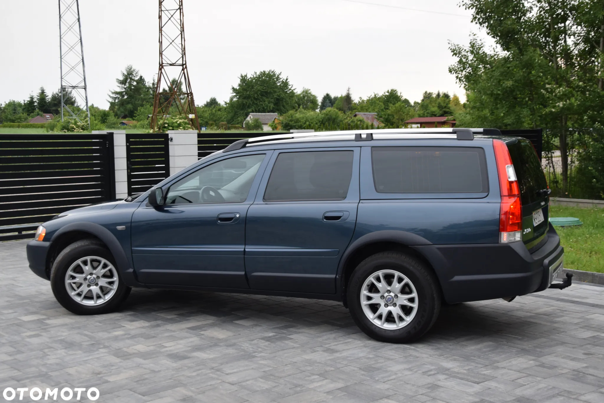Volvo XC 70 D5 AWD Momentum - 3