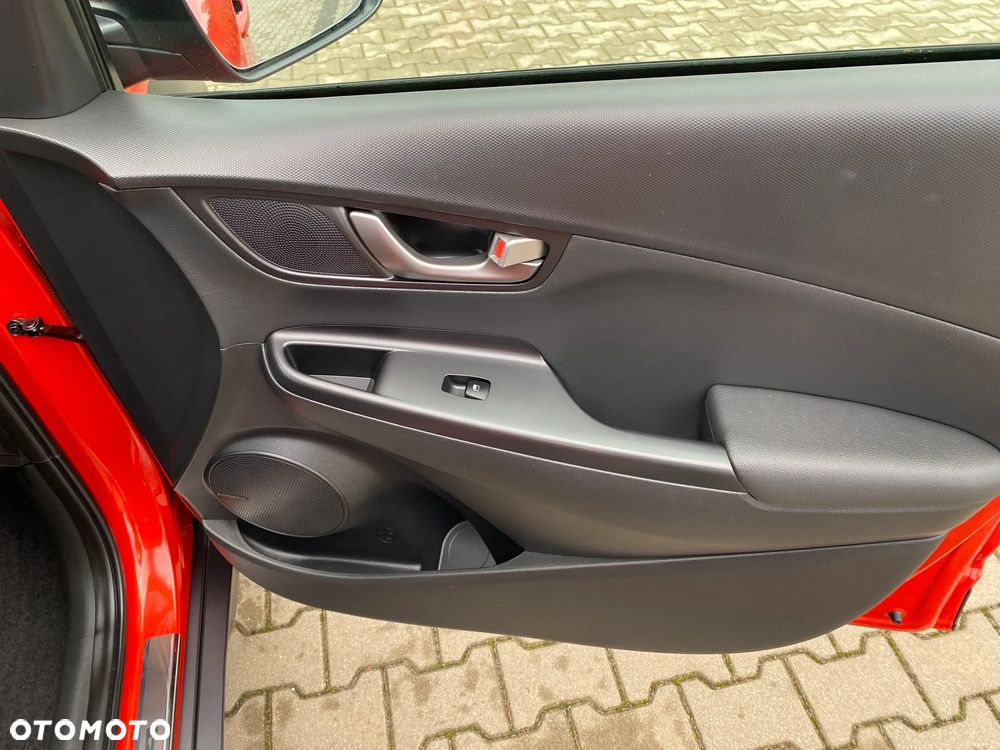 Hyundai Kona 1.6 T-GDI DCT 4WD Iron Man Edition - 37