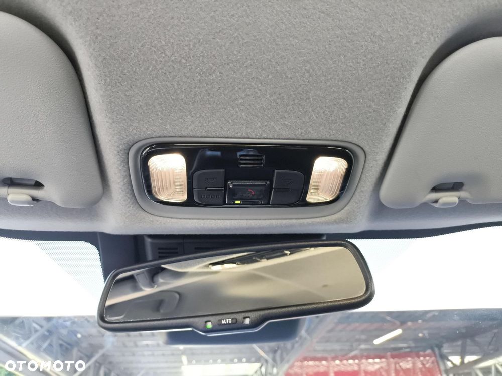 Toyota Yaris Hybrid 1.5 Comfort - 27