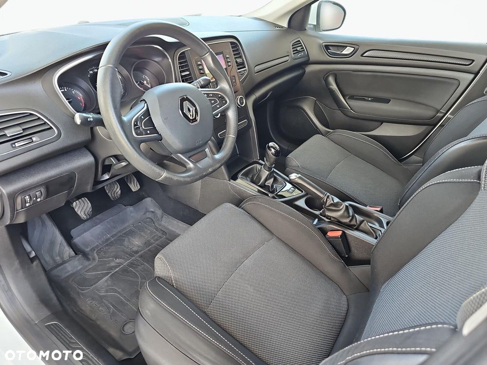 Renault Megane - 12