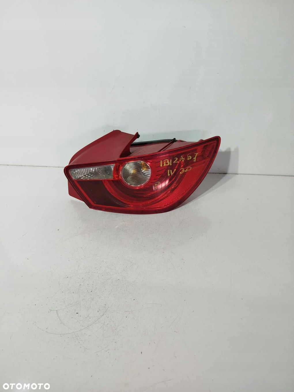 LAMPA PRAWA TYLNA SEAT IBIZA IV 08-17 6J HB - 5