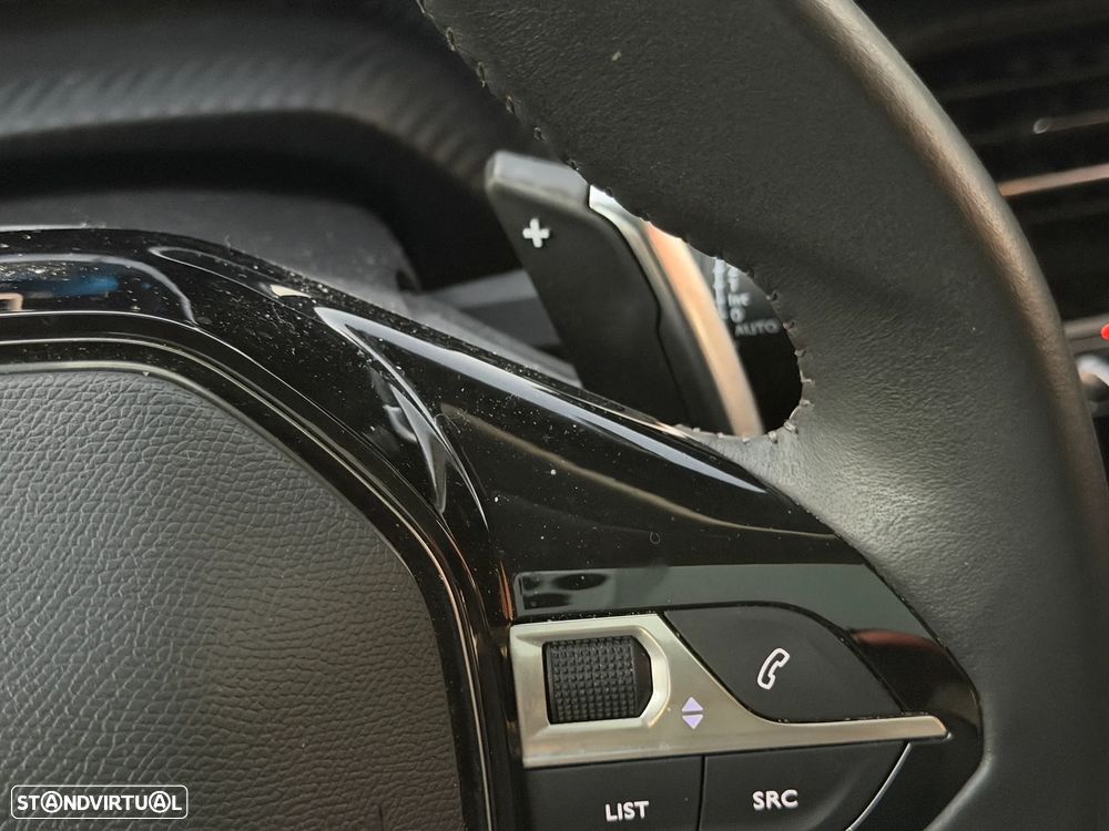 Peugeot 2008 1.2 PureTech Allure Pack EAT8 - 8