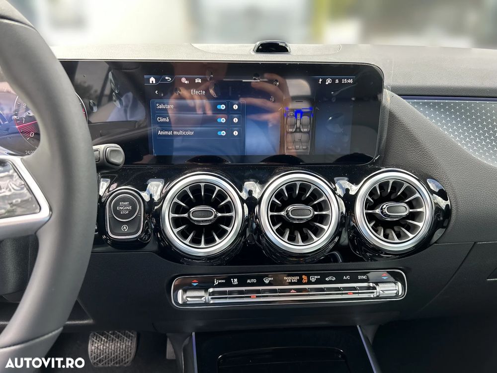 Mercedes-Benz GLA 220 4MATIC MHEV - 23