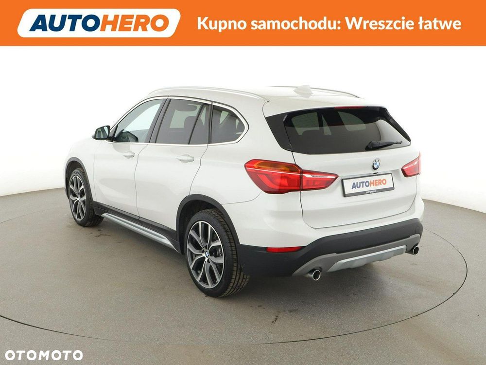 BMW X1 sDrive20d xLine - 4