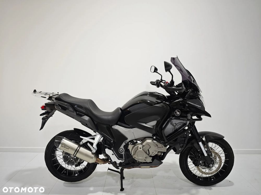 Honda VFR - 1