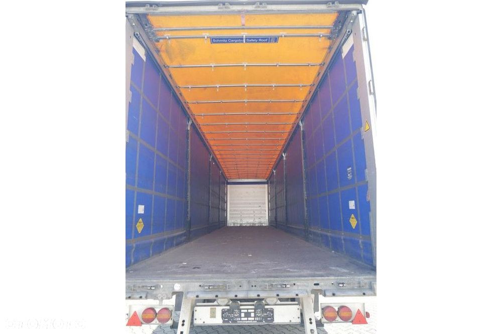 Schmitz Cargobull Trailer Curtainsider Sliding Roof Straight - 16