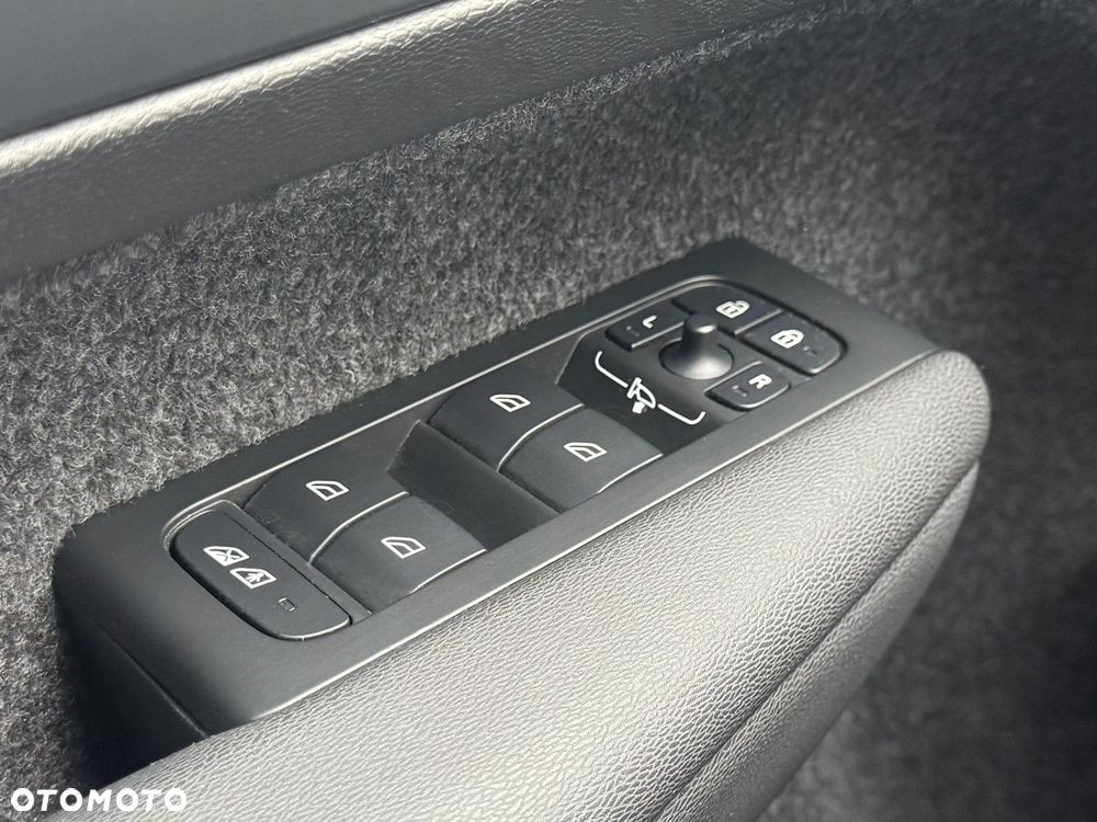Volvo XC 40 - 31