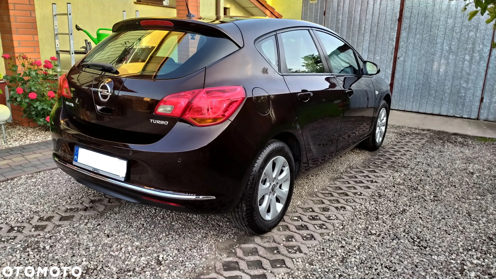 Opel Astra IV 1.4 T EU6 - 14
