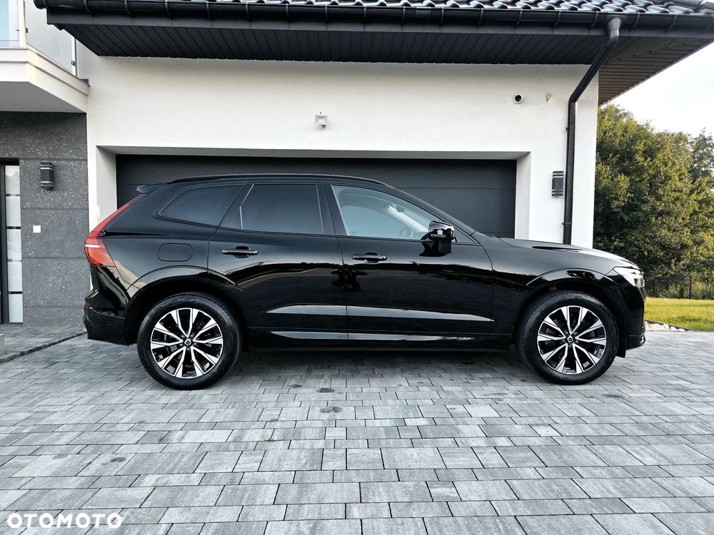 Volvo XC 60 B4 D AWD Plus Dark - 5