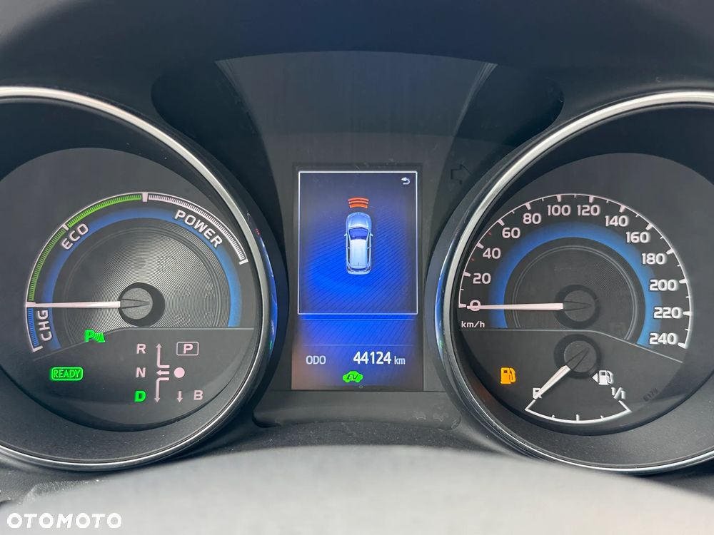 Toyota Auris Hybrid 135 Prestige - 25