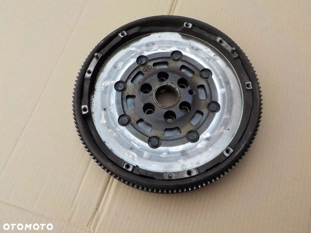 koło dwumasowe vw golf V 1,9 tdi BLS 415025010 - 1