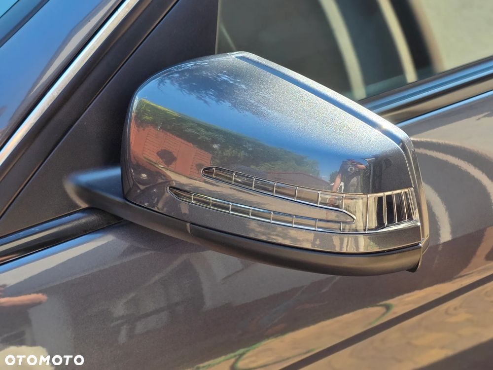 Mercedes-Benz Klasa C 180 Kompressor BlueEFFICIENCY Elegance - 21