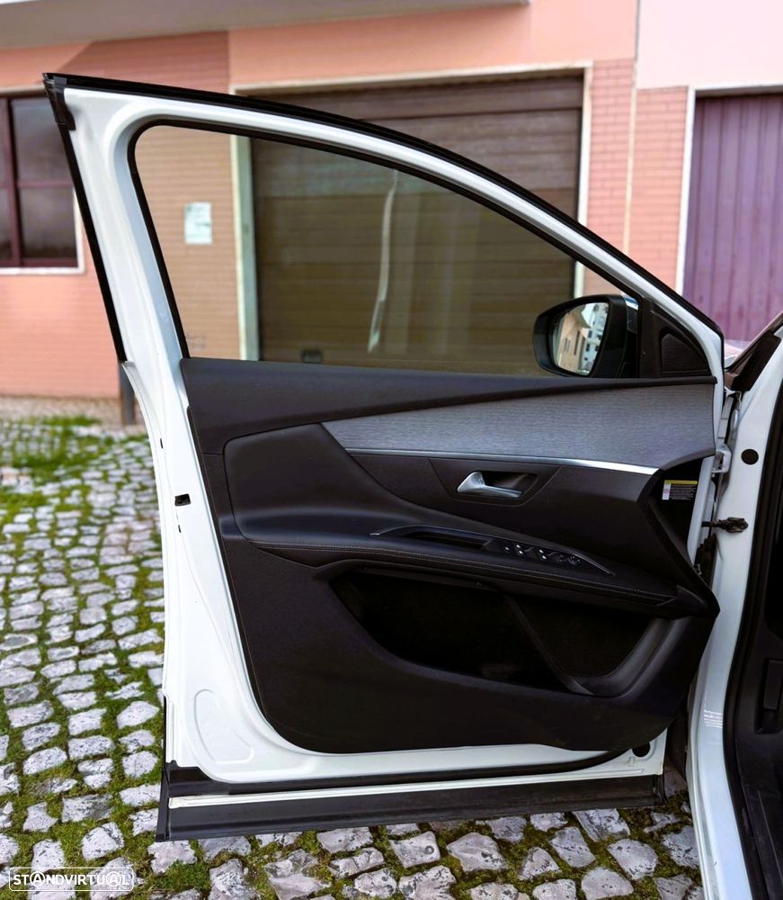 Peugeot 3008 2.0 BlueHDi GT EAT6 - 10