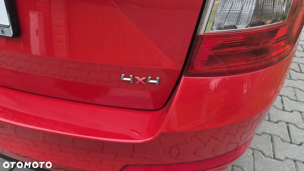 Skoda Octavia 1.6 TDI DPF IMPULS EDITION 4x4 - 6