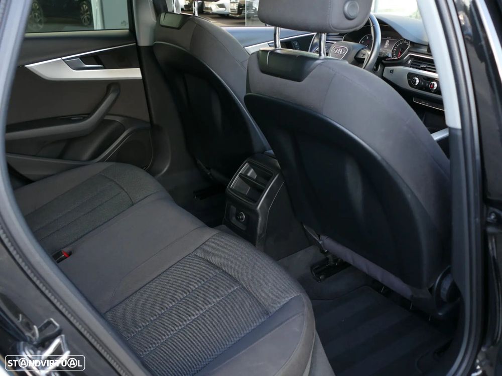 Audi A4 Avant 2.0 TDI - 31