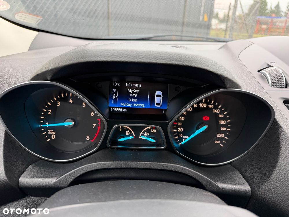 Ford Kuga - 14