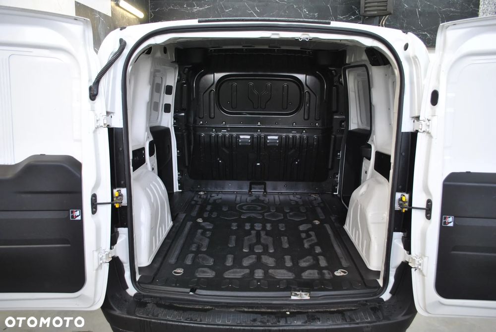Fiat Doblo Van Furgon 2013 - 6