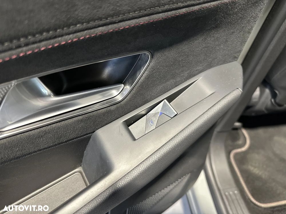 DS Automobiles DS 7 Crossback - 14