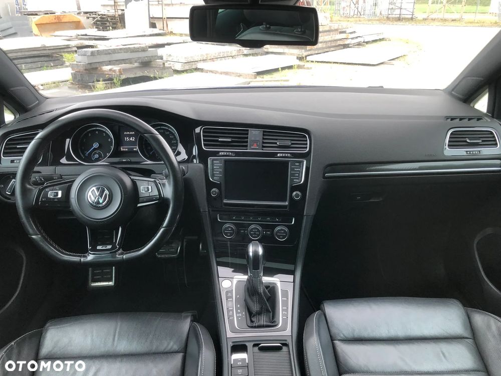 Volkswagen Golf VII 2.0 TSI BMT 4Mot R DSG - 23