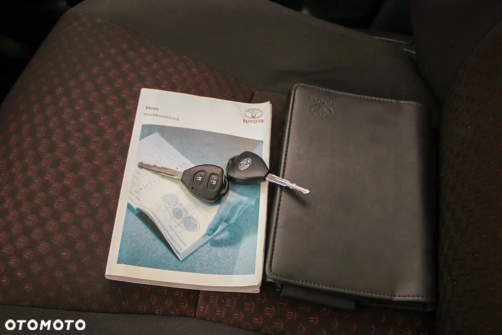 Toyota Verso 2.0 D-4D Executive - 40