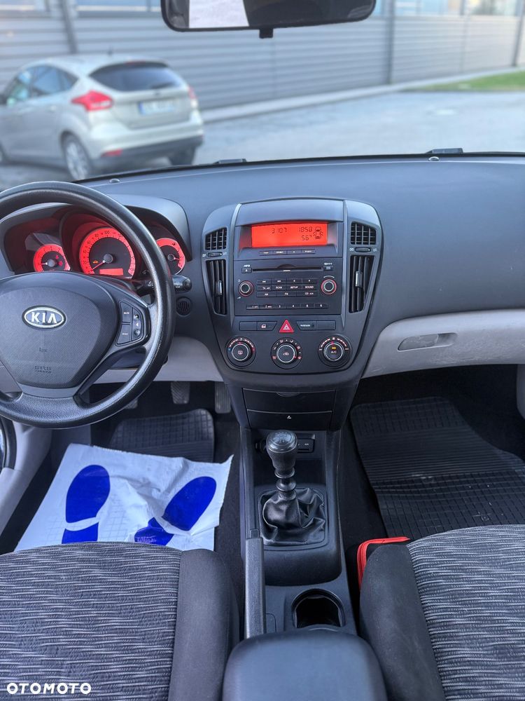 Kia Ceed Cee'd 1.4 Comfort + - 30