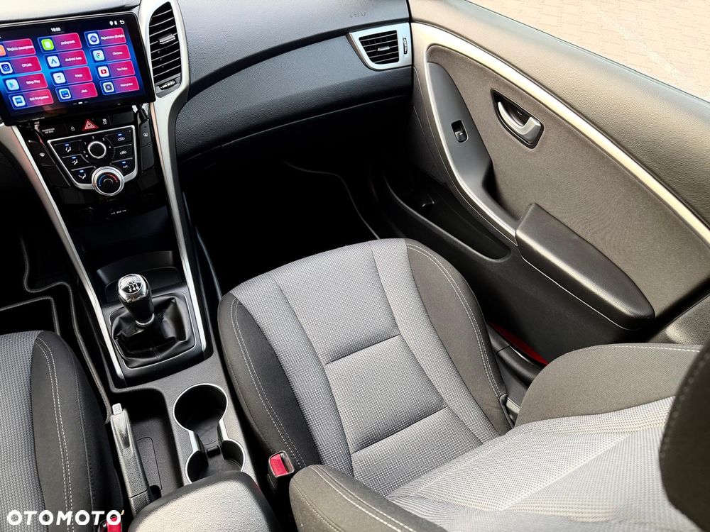 Hyundai i30 1.4 Premium - 13