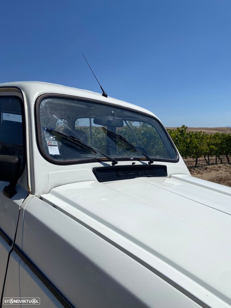 Renault 4 1.1 GTL - 9