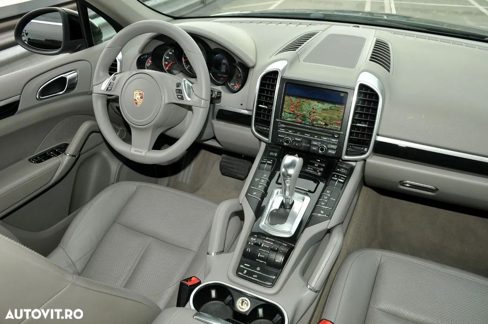 Porsche Cayenne 3.0TD TipTronic - 7