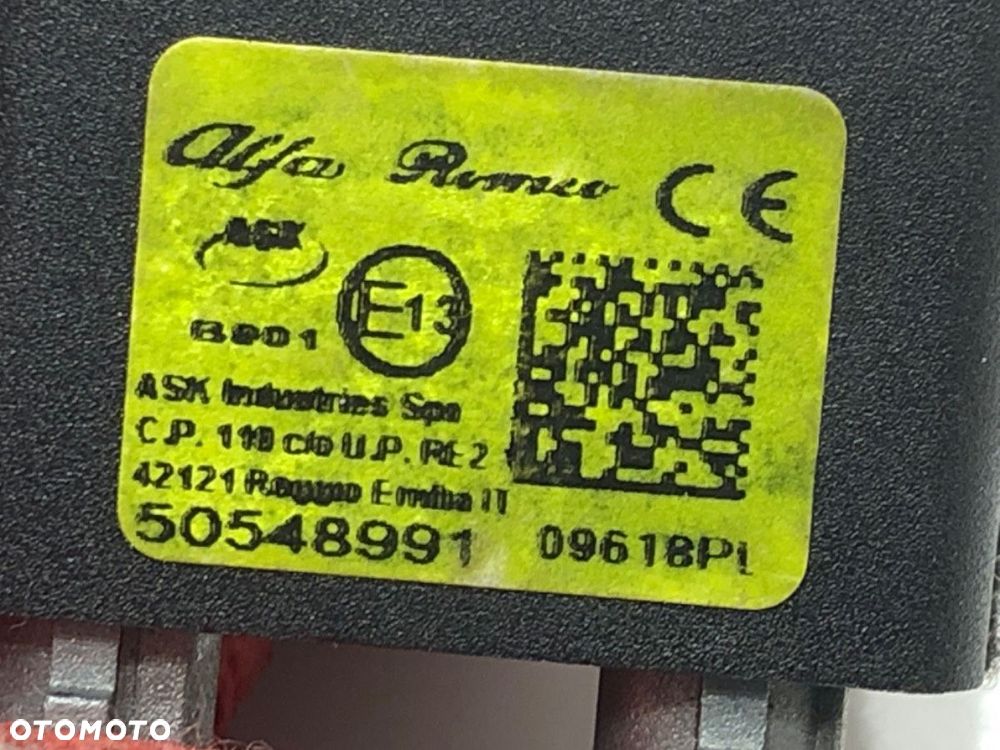 WZMACNIACZ ANTENOWY  ALFA ROMEO STELVIO (949_) 2016 - 2022 2.0 (949AXA2A) 206 kW [280 KM] benzyna - 5