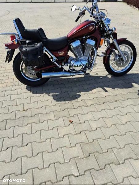 Suzuki Intruder - 3
