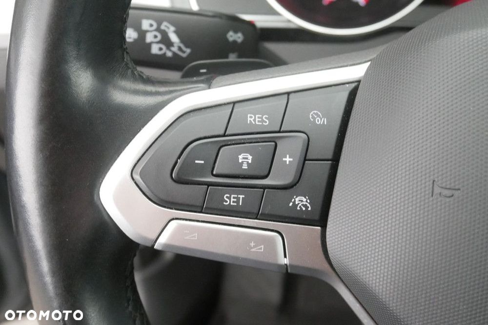 Volkswagen Passat Variant - 23