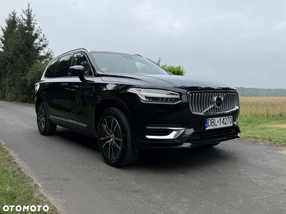Volvo XC 90 T8 AWD Plug-In Hybrid Core 7os - 22