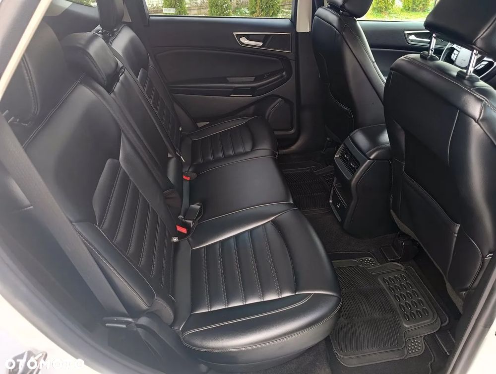 Ford Edge - 24