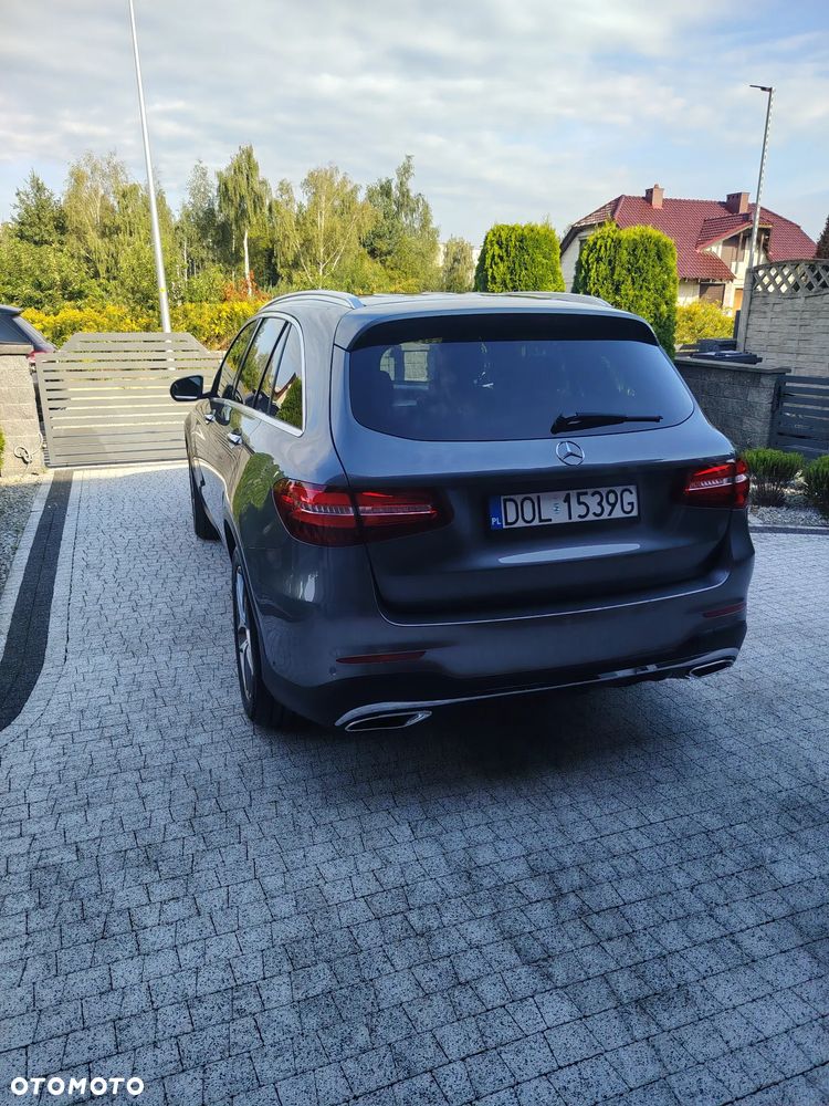 Mercedes-Benz GLC 220 d 4Matic 9G-TRONIC AMG Line - 5