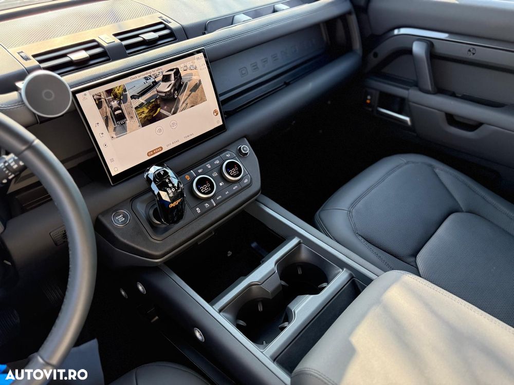 Land Rover Defender 90 3.0 D300 MHEV X - 4