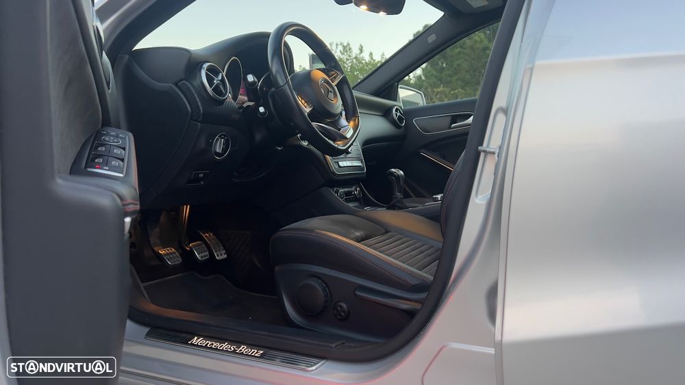 Mercedes-Benz A 180 CDI BE AMG Line - 12