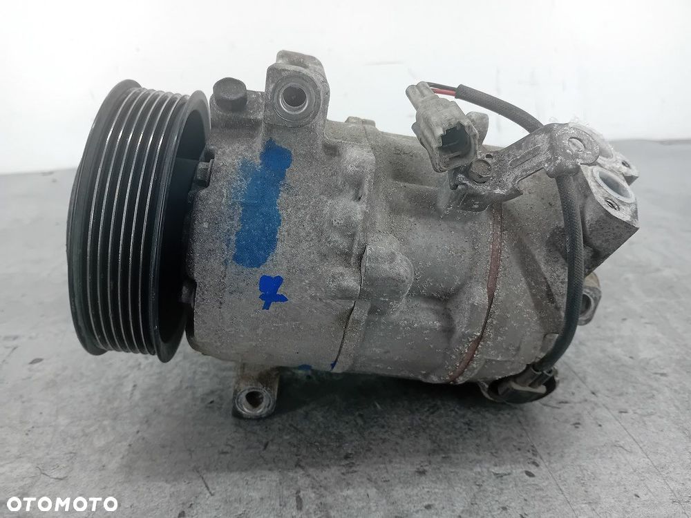 POMPA, SPRĘŻARKA KLIMATYZACJI RENAULT MEGANE III KTT090112 VAL813385 - 1