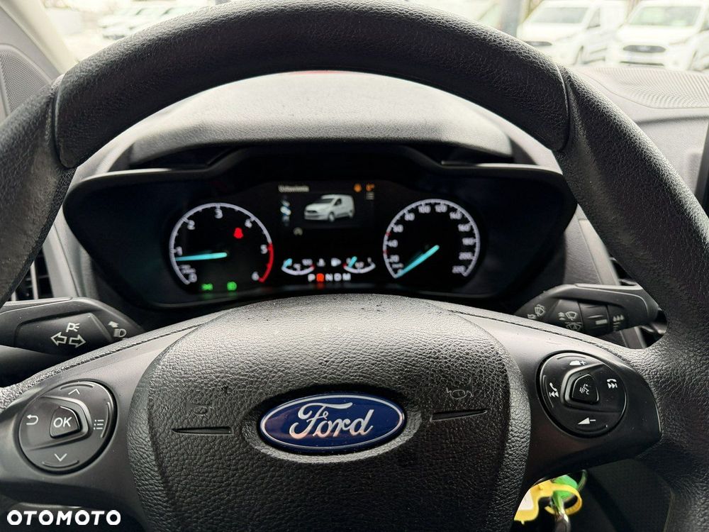 Ford Transit Connect - 23
