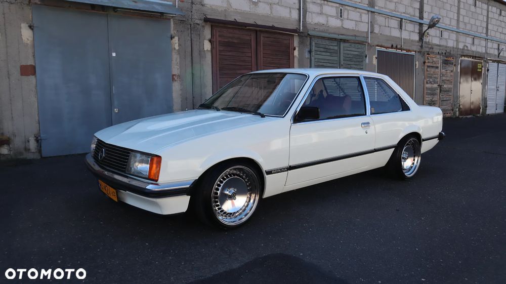 Opel Rekord - 2