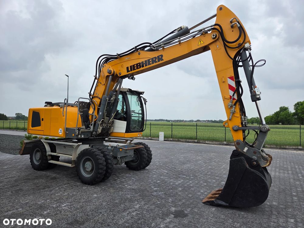 Liebherr A 920 / z Niemiec / - 6